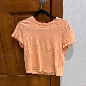 American Eagle Outfitters Peach Short Sleeve Tee